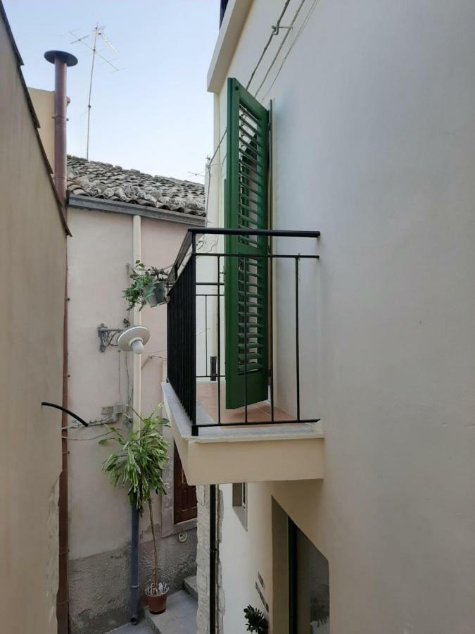 Pura Vida Iblea Hotel Ragusa Buitenkant foto