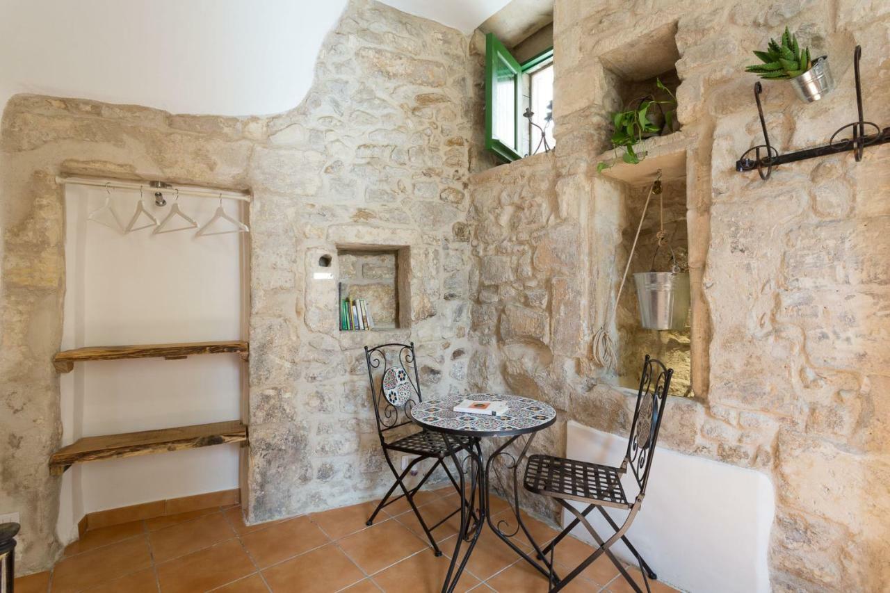 Pura Vida Iblea Hotel Ragusa Buitenkant foto
